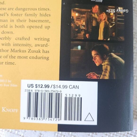 The Book Thief paper back novel - Picture 10 of 10